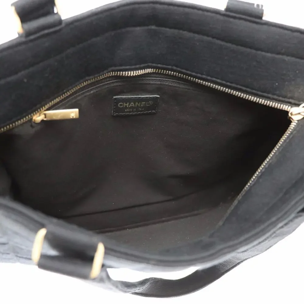 Authenticated Chanel Black Chocolate Bar Tote